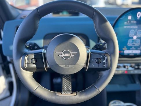 Used 2025 MINI Cooper Countryman S image 15