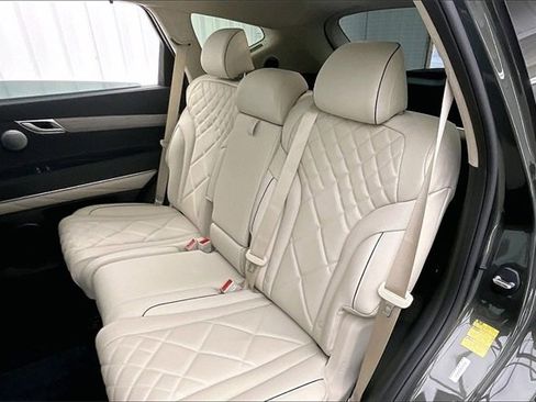 Used 2025 Genesis GV80 3.5T Prestige image 20