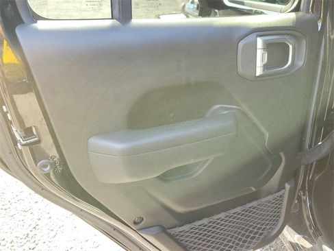 Used 2023 Jeep Wrangler Unlimited Rubicon 4xe w/ Steel Bumper Group image 10