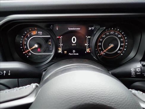 New 2026 Jeep Wrangler Unlimited Rubicon AWD/4WD image 24