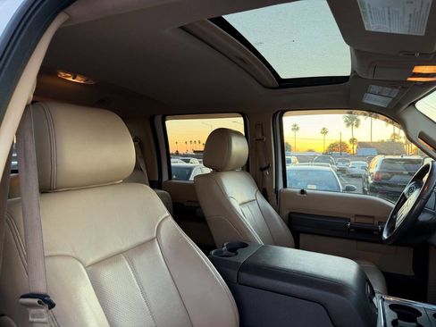 Used 2016 Ford F350 Lariat w/ Lariat Ultimate Package image 31