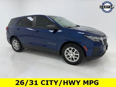 Used 2022 Chevrolet Equinox LS w/ LS Convenience Package