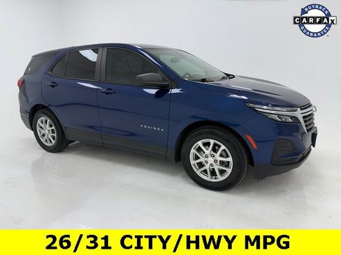 Used 2022 Chevrolet Equinox LS w/ LS Convenience Package image 1