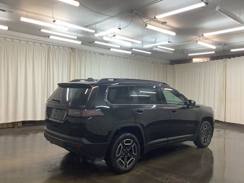 Used 2026 Jeep Cherokee Limited AWD/4WD image 6