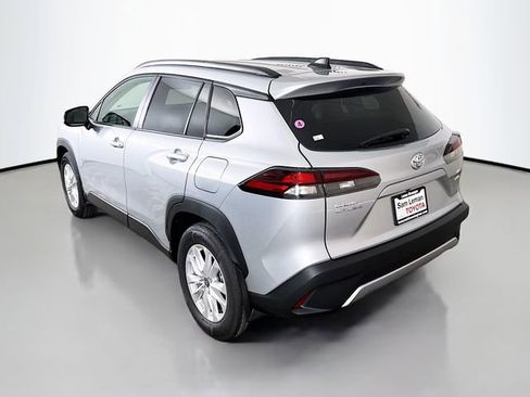 New 2026 Toyota Corolla Cross LE image 5