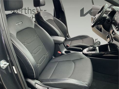 Used 2022 Kia Forte GT-Line FWD image 12