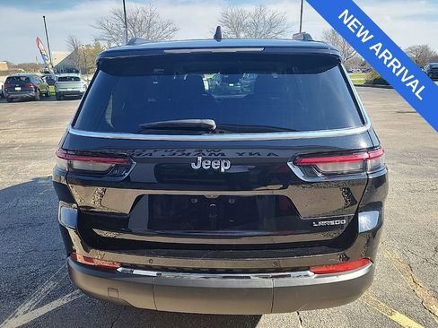 Used 2023 Jeep Grand Cherokee L Laredo image 11
