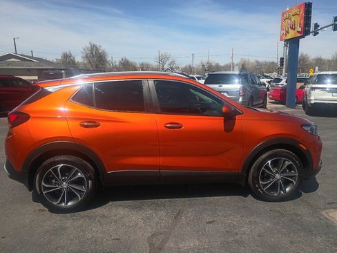 Used 2022 Buick Encore GX Select AWD/4WD image 5
