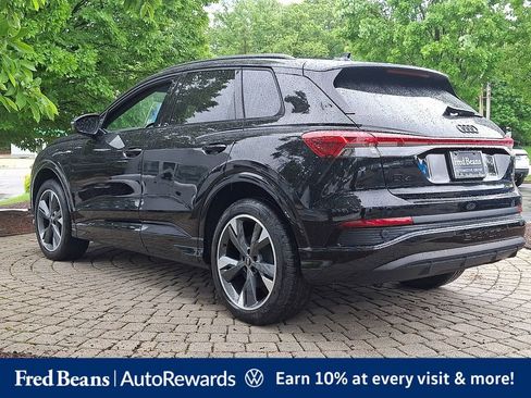 Used 2023 Audi Q4 e-tron Prestige w/ Black Optic Package AWD/4WD image 5