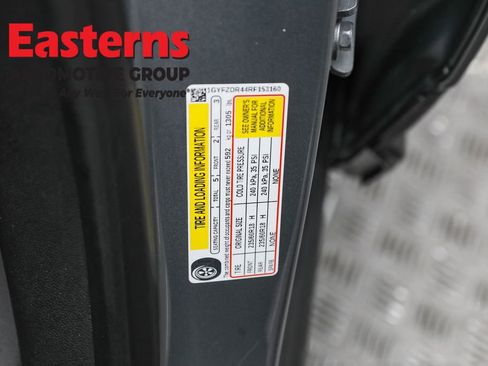 Used 2024 Cadillac XT4 Premium Luxury image 36