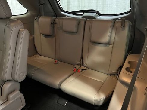 Certified 2018 Toyota Highlander Limited AWD/4WD image 12