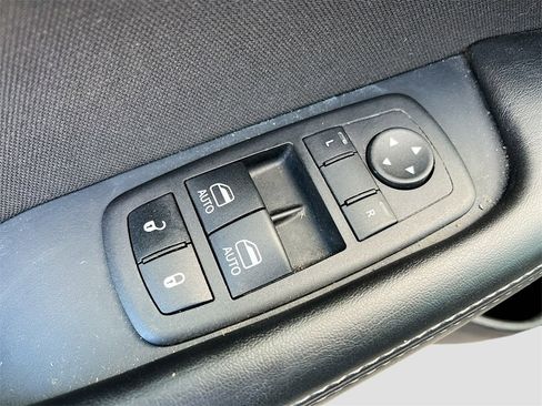 Used 2023 Dodge Challenger SXT w/ Blacktop Package image 17