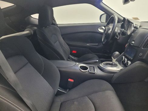 Used 2013 Nissan 370Z Coupe w/ Aerodynamics Pkg RWD image 21