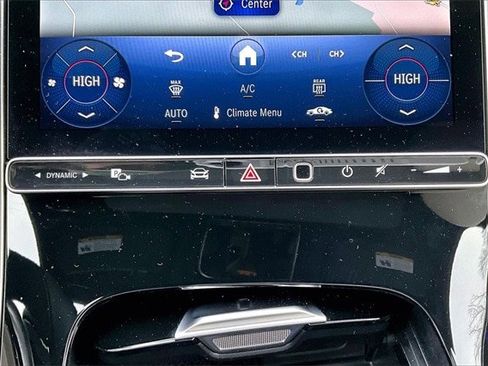 Certified 2025 Mercedes-Benz C 300 4MATIC Sedan image 18