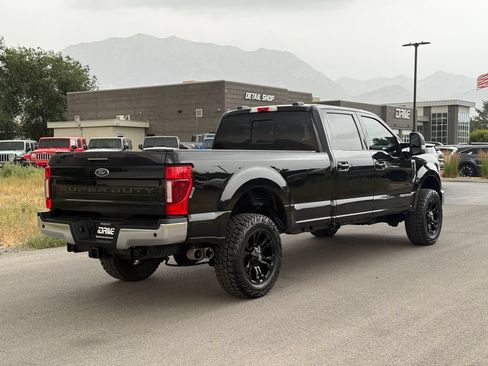 Used 2022 Ford F350 Lariat w/ Lariat Ultimate Package AWD/4WD image 9