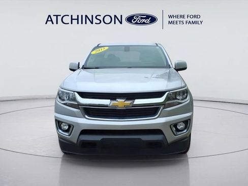 Used 2015 Chevrolet Colorado LT w/ LT Convenience Package AWD/4WD image 2