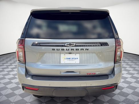 Used 2024 Chevrolet Suburban RST w/ Luxury Package RWD image 11