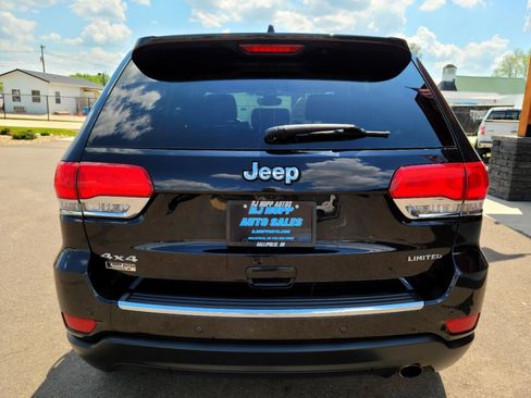 Used 2017 Jeep Grand Cherokee Limited AWD/4WD image 5