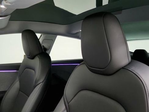 Used 2025 Tesla Model 3 RWD image 45
