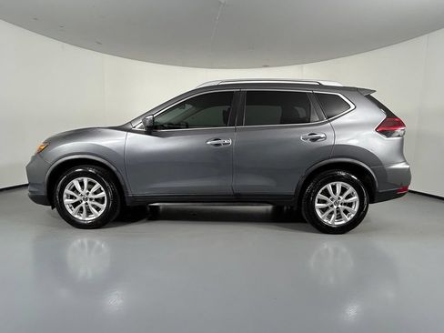 Used 2018 Nissan Rogue SV AWD/4WD image 3