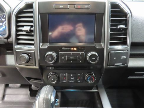 Used 2017 Ford F150 XLT w/ Equipment Group 302A Luxury image 13