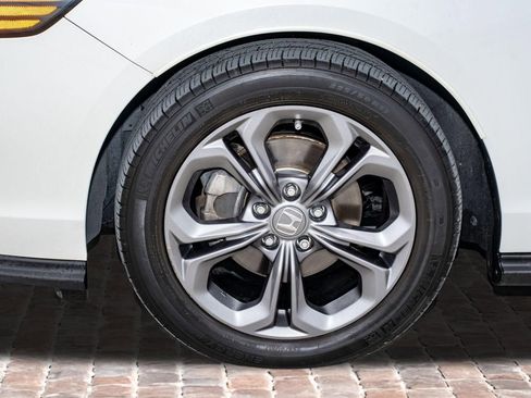 Used 2023 Honda Accord EX image 39