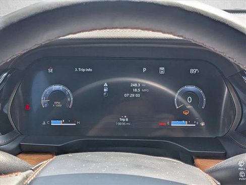 Used 2024 Jeep Grand Cherokee L Summit AWD/4WD image 12