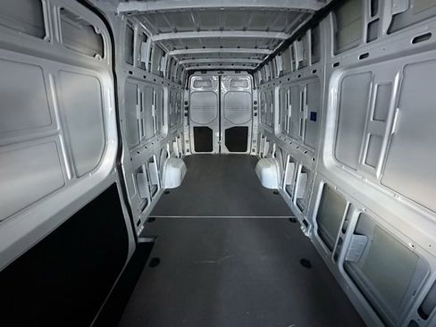 Used 2026 Mercedes-Benz Sprinter 2500 image 20