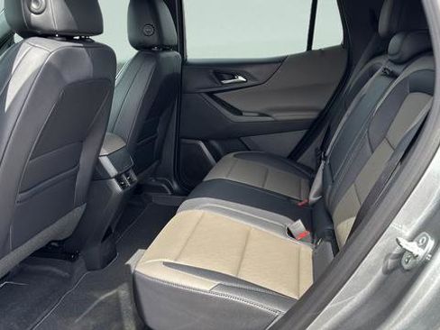 New 2026 Chevrolet Equinox LT AWD/4WD image 18