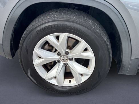 Used 2019 Volkswagen Atlas SE w/ Towing Package FWD image 9