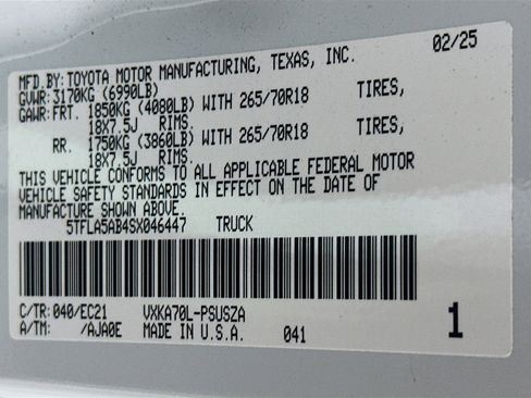 Used 2025 Toyota Tundra SR5 w/ SR5 Premium Package image 12