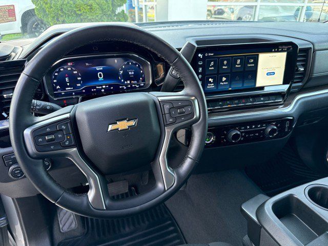 Used 2024 Chevrolet Silverado 1500 LT AWD/4WD image 20