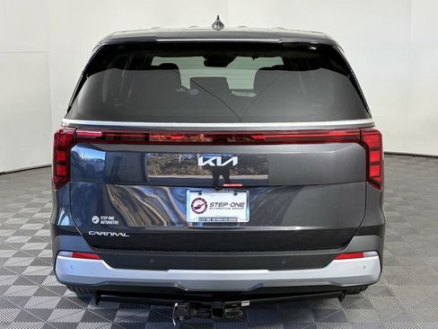 New 2026 Kia Carnival LXS image 6