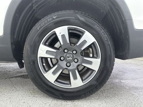 Used 2018 Honda Ridgeline RTL-E image 41