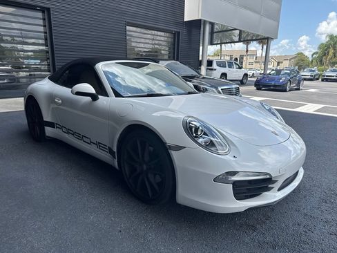Used 2012 Porsche 911 Carrera RWD image 5