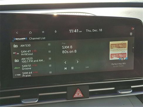 Used 2022 Hyundai Elantra Limited w/ Cargo Package image 18