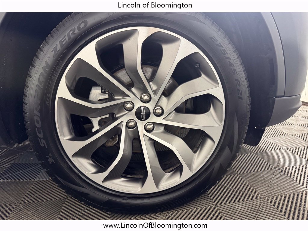 Certified 2025 Lincoln Aviator Reserve AWD/4WD image 27