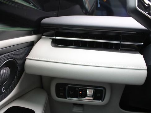 New 2026 Lincoln Nautilus Premier w/ Equipment Group 102A AWD/4WD image 39