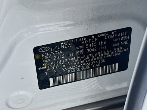 Used 2024 Hyundai Ioniq 6 SE RWD image 12