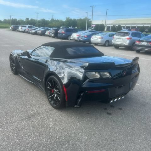 Used 2015 Chevrolet Corvette Z06 w/ 3LZ Preferred Equipment Group RWD image 5
