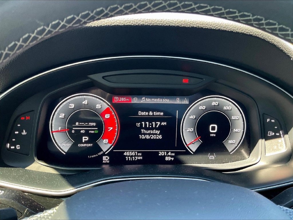 Used 2023 Audi SQ8 Prestige AWD/4WD image 5