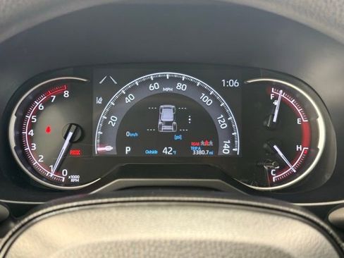 Used 2024 Toyota RAV4 LE image 30