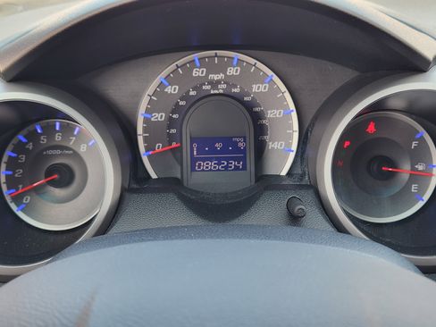 Used 2011 Honda Fit image 15