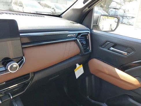 New 2026 GMC Canyon AT4 image 26