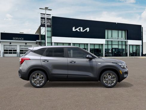 New 2026 Kia Seltos LX image 8