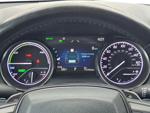 Used 2021 Toyota Camry XSE image 16