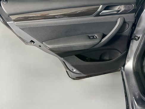 Used 2017 BMW X3 sDrive28i RWD image 26