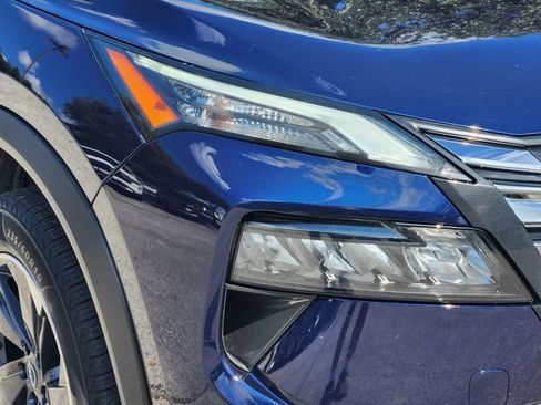 Used 2024 Nissan Rogue SV AWD/4WD image 10