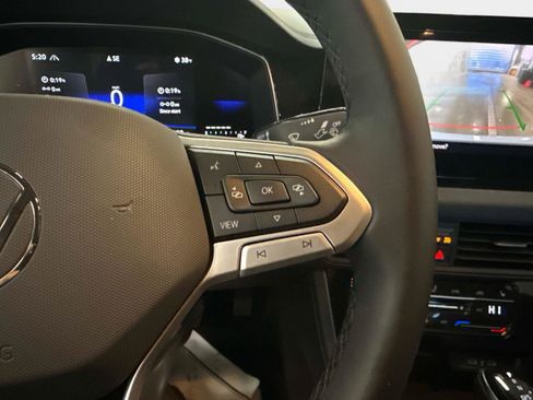 Used 2025 Volkswagen Jetta SE image 26