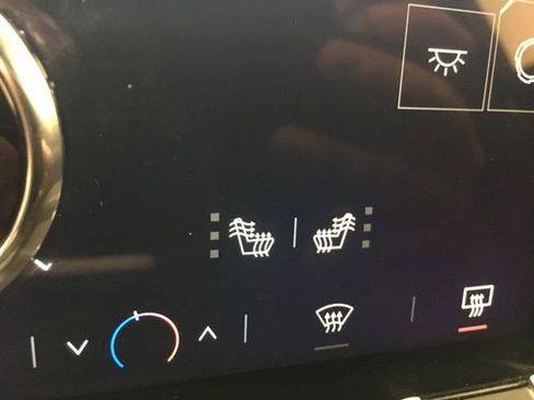 Used 2025 GMC Terrain Elevation image 23